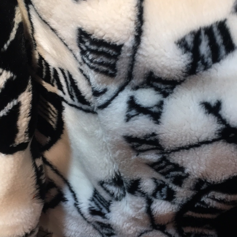 Plush soft open front rolled cuff coat - Picture 9 of 10